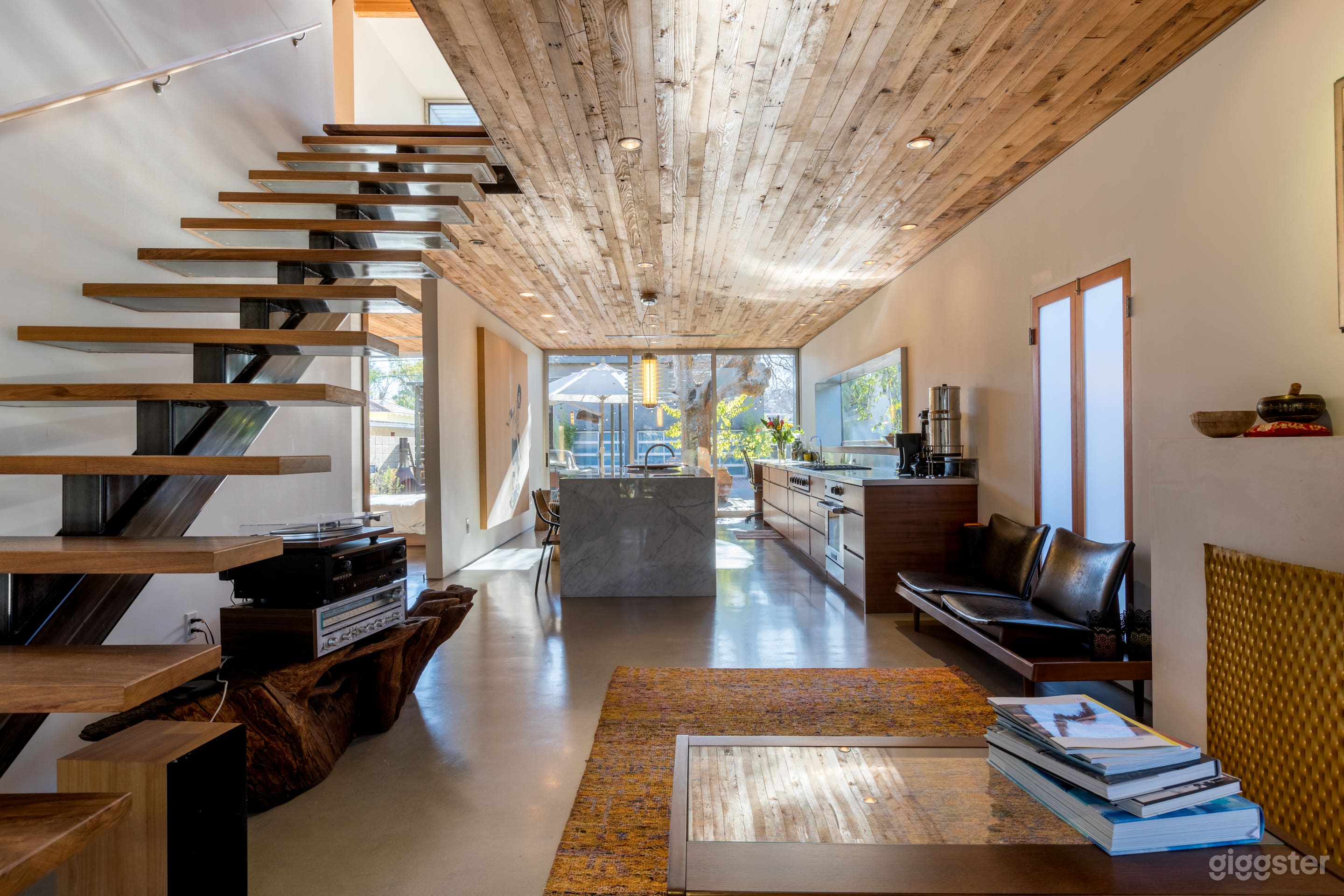 Modern No.2840 Photo 1