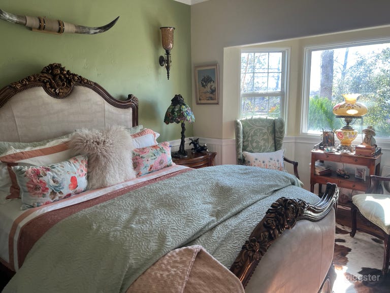  Unique Ranch House with stunning 360 views 