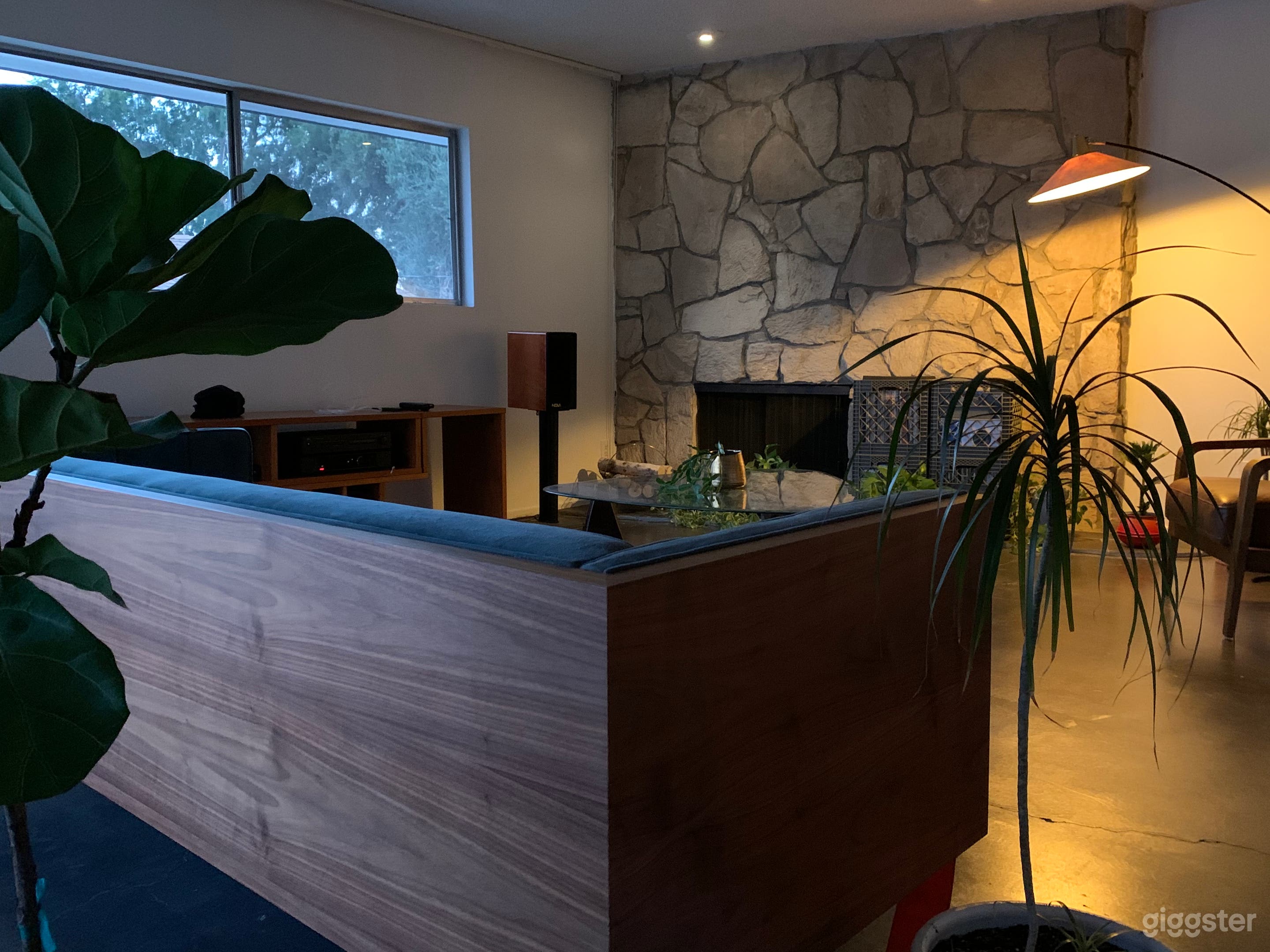 Mid-century zen  Photo 4