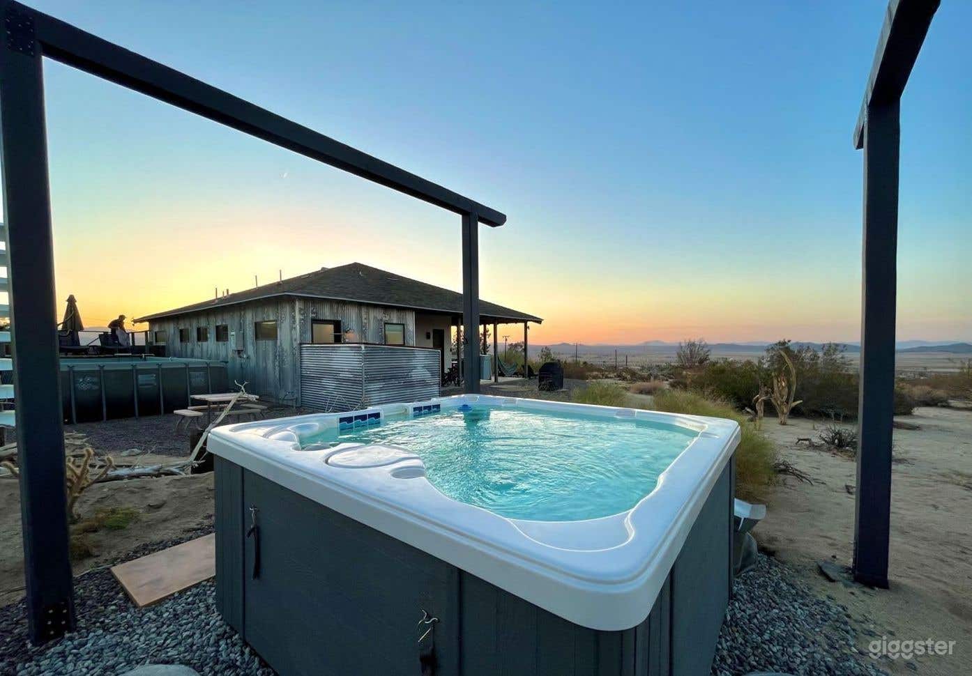 Magical Joshua Tree Pool House Photo 3