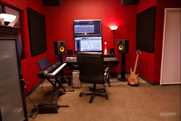  Modern Red Recording Studio 