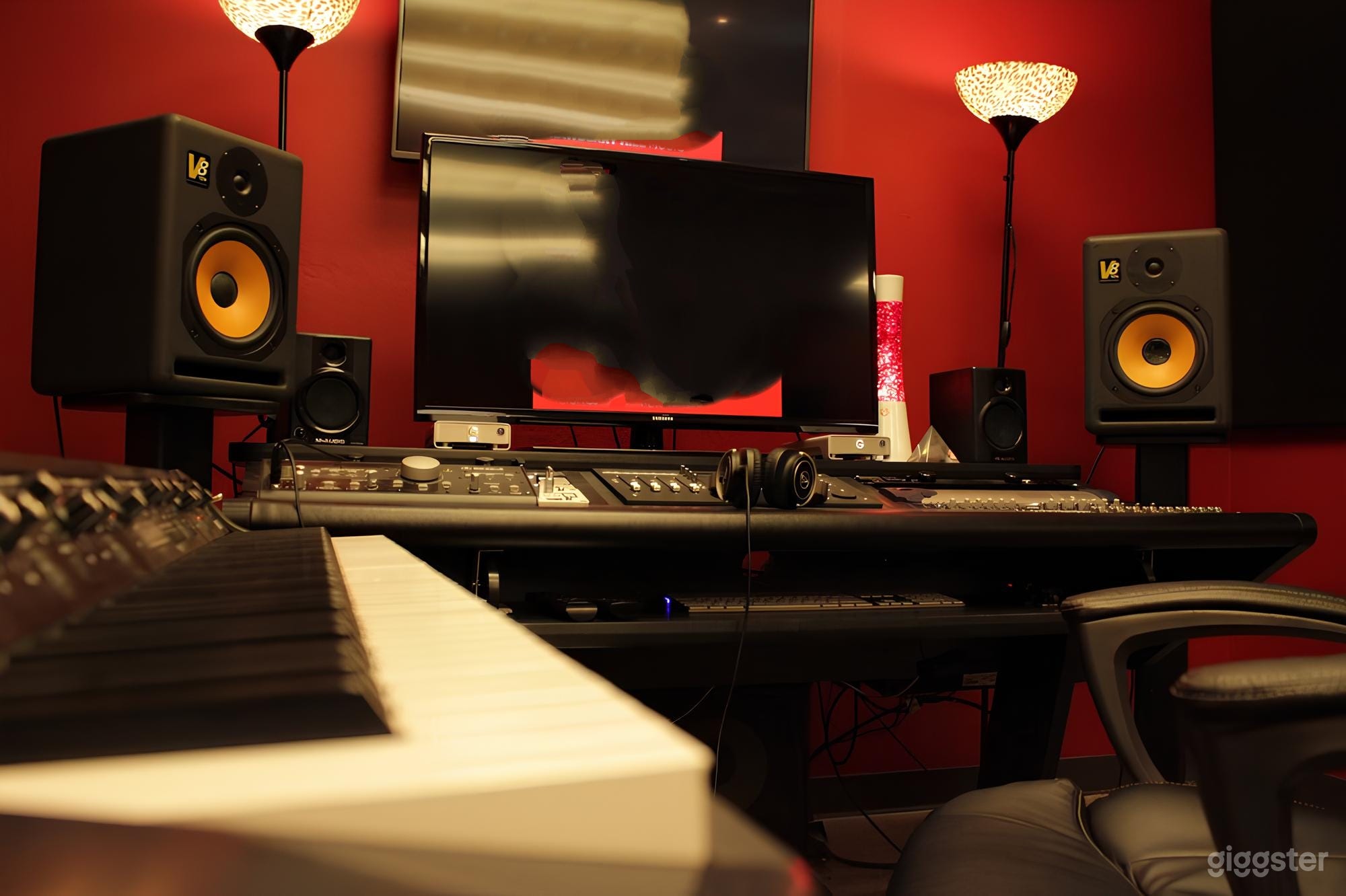 Modern Red Recording Studio Photo 3