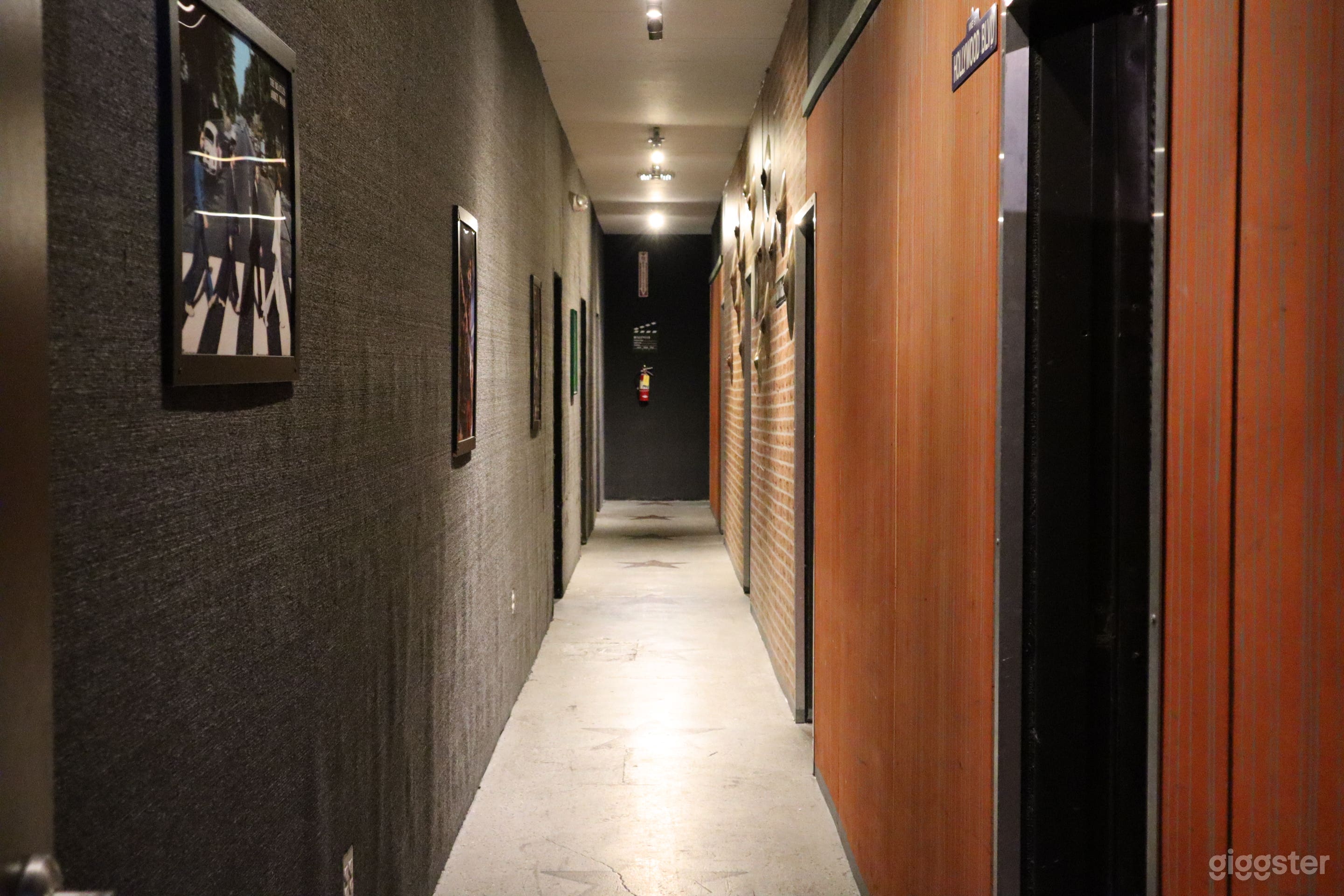 Huge Rehearsal Space Photo 1