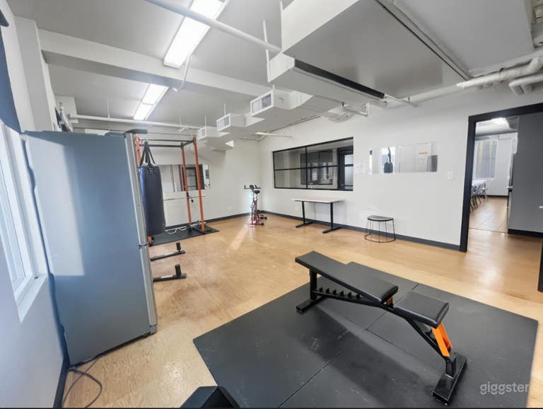  Tranquil Haven – 250 Sq Ft Boutique Wellness Space 