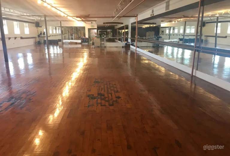  Estudio espacioso multipropósito en el centro 