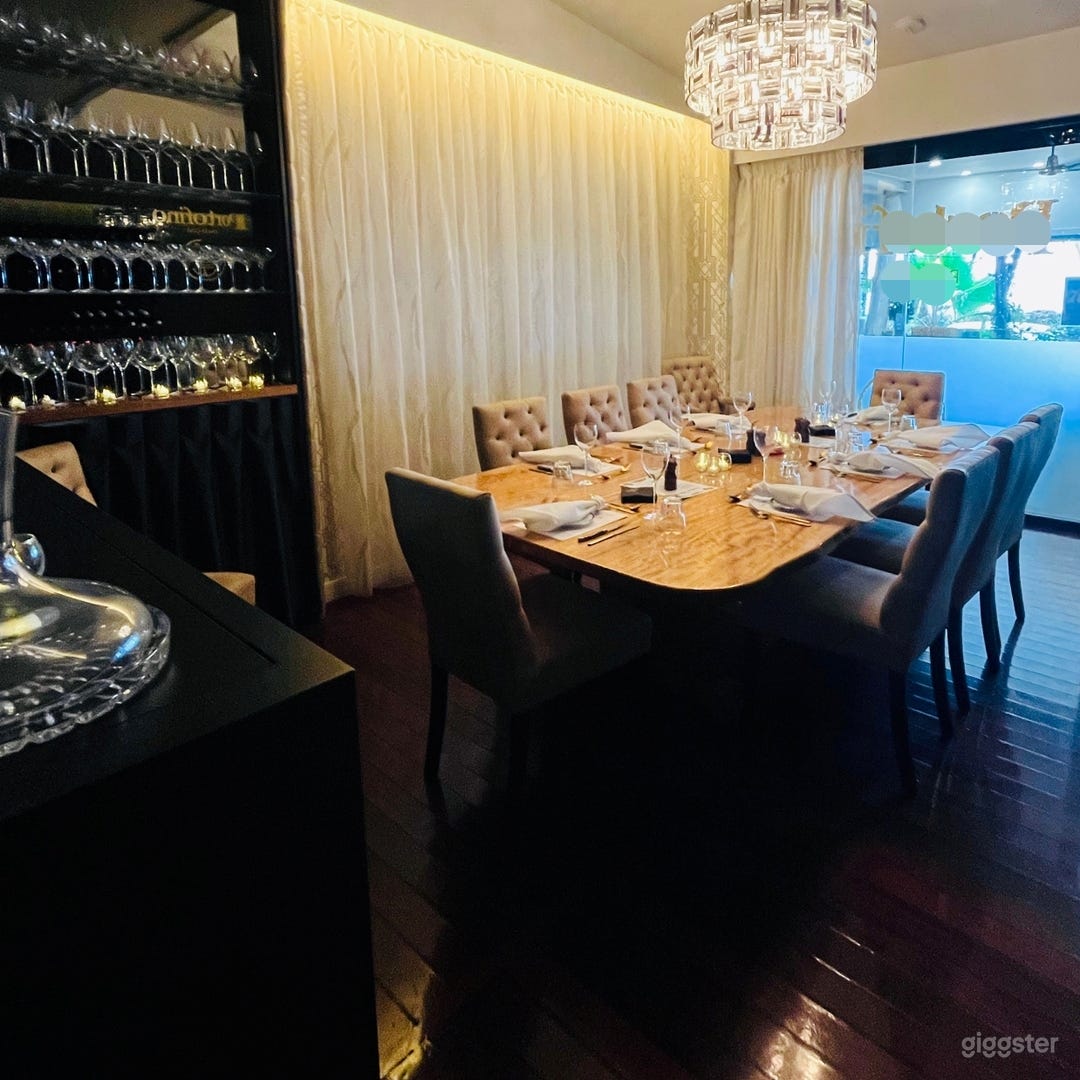 Beachfront Private Dining Room Photo 2