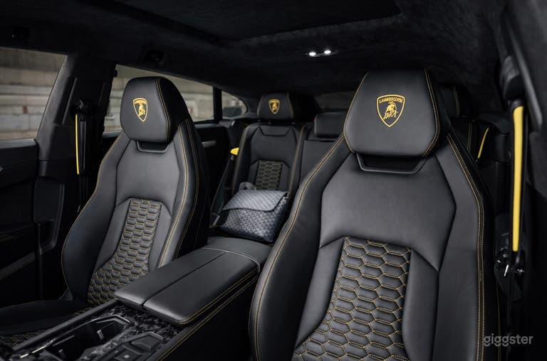  Yellow Lamborghini Urus | LA Skyline | Luxur 