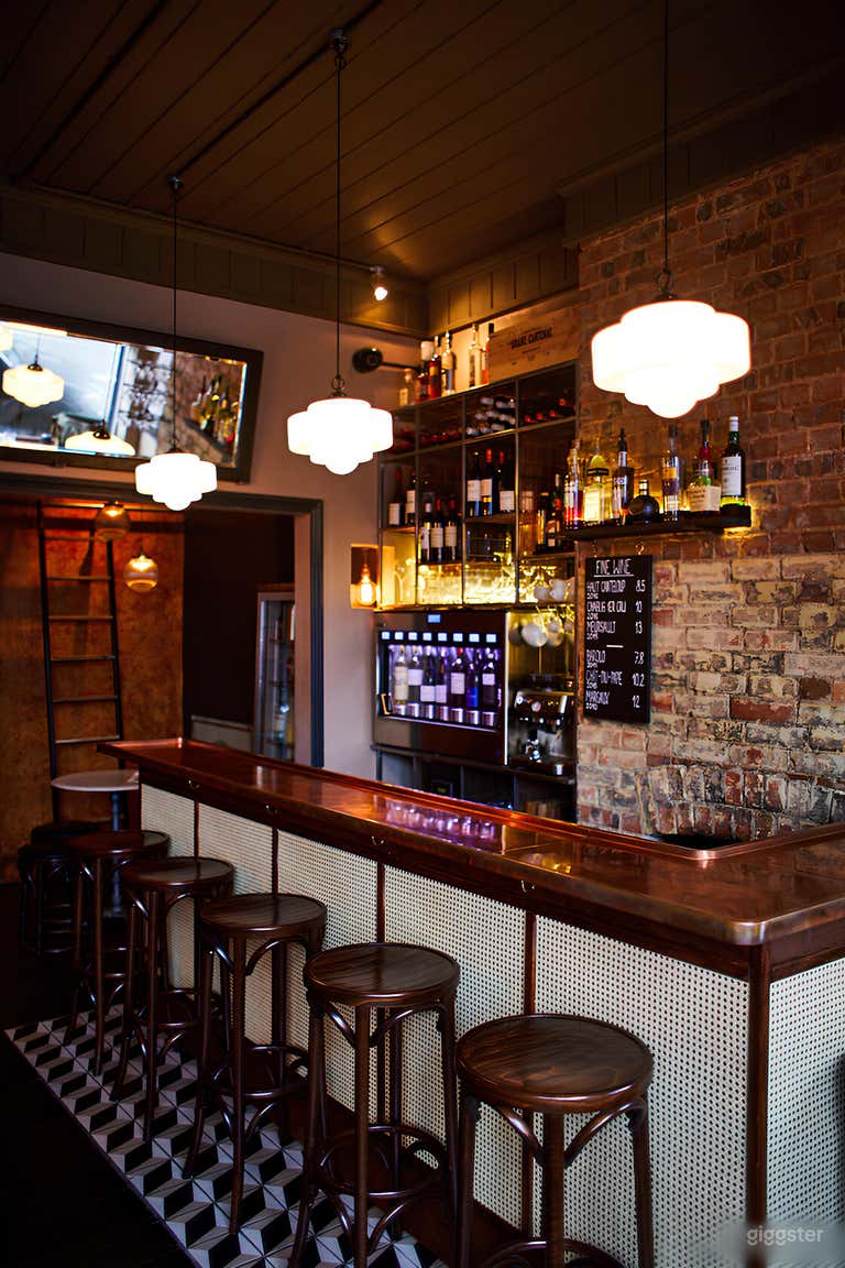  Bohemian Cocktail Bar 