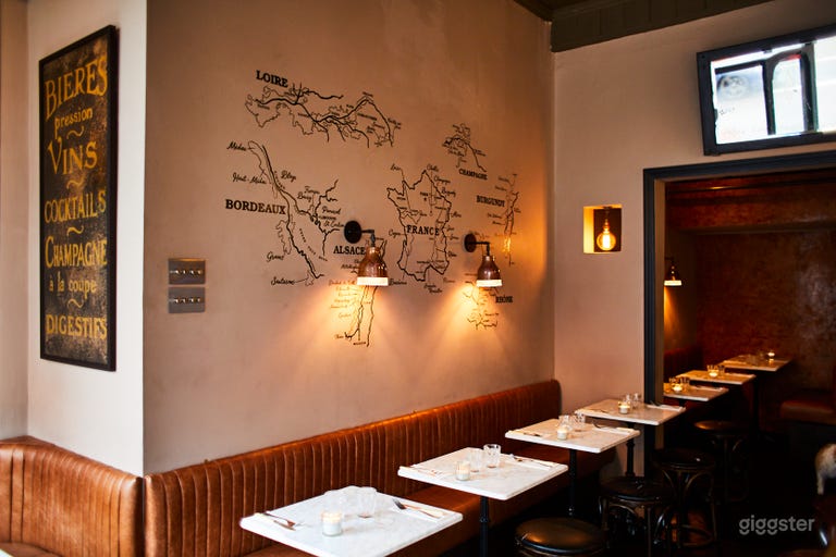  Bohemian Cocktail Bar 