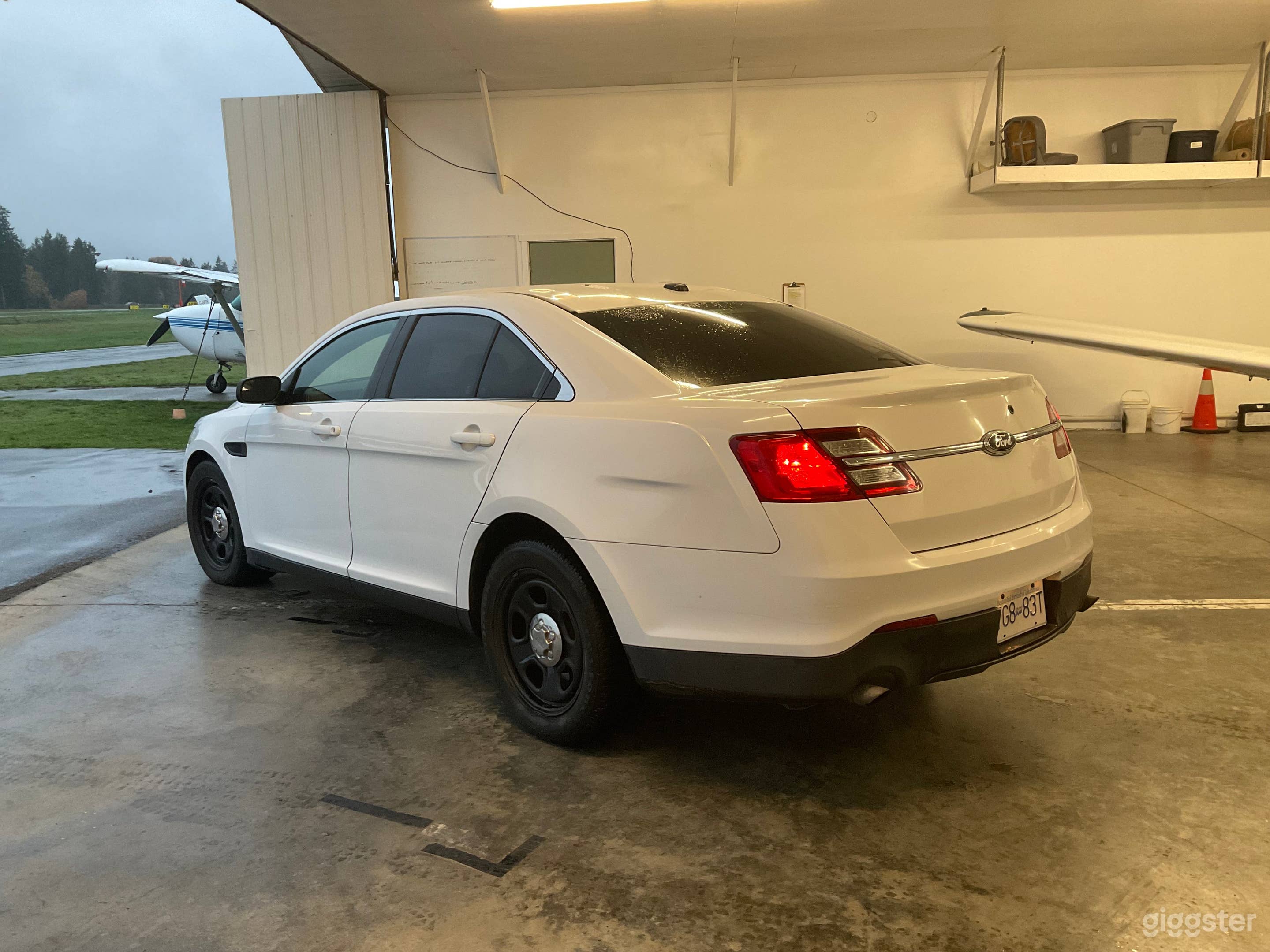 2013 Ford Police Interceptor Sedan Photo 2