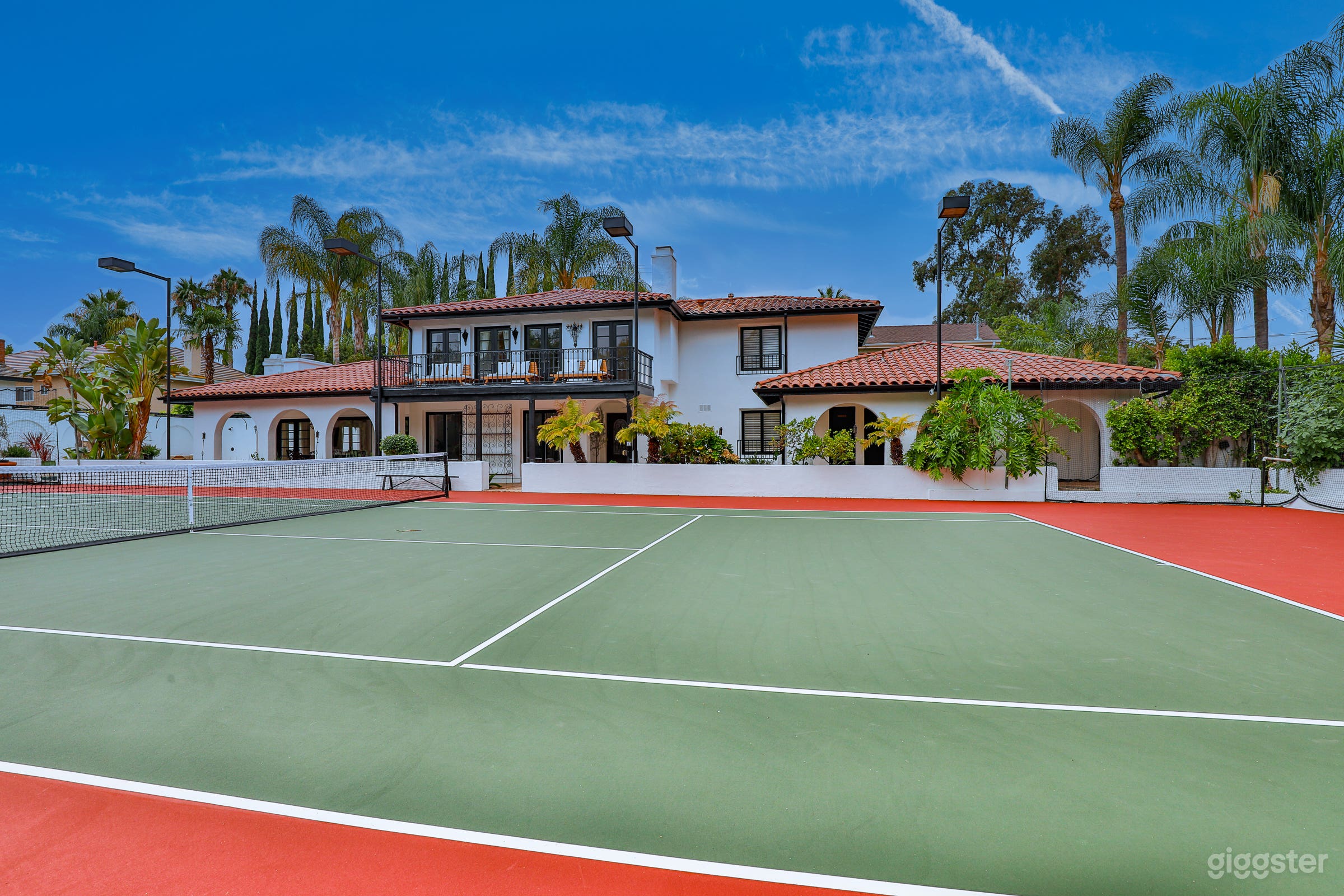 40-Love Resort-Estate: Pool and Tennis Court Photo 2