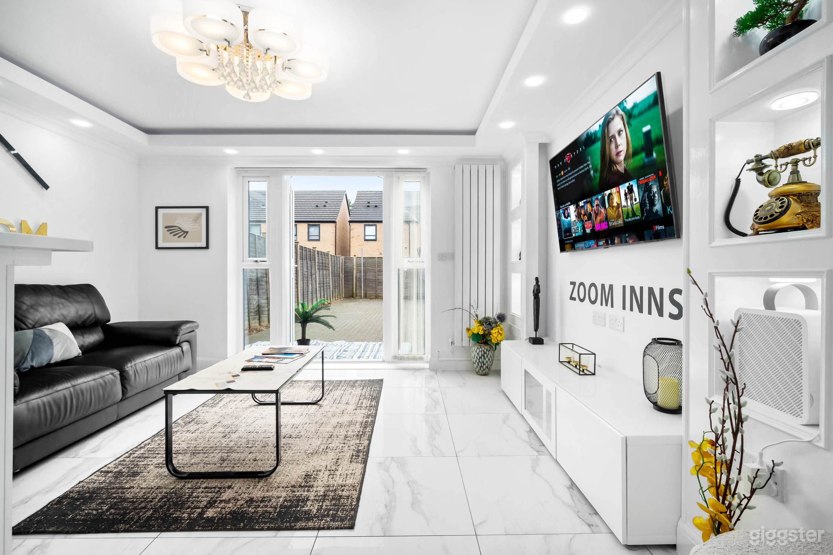 Luxury Townhouse w/ Modern Amenities in Birmingham Photo 3