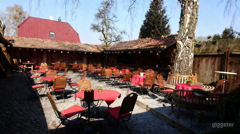  Rustic Barn & Restaurant for Exclusive Rental 