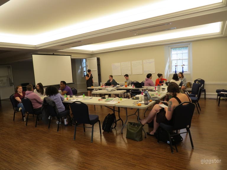  Reception and Large Gathering Space 