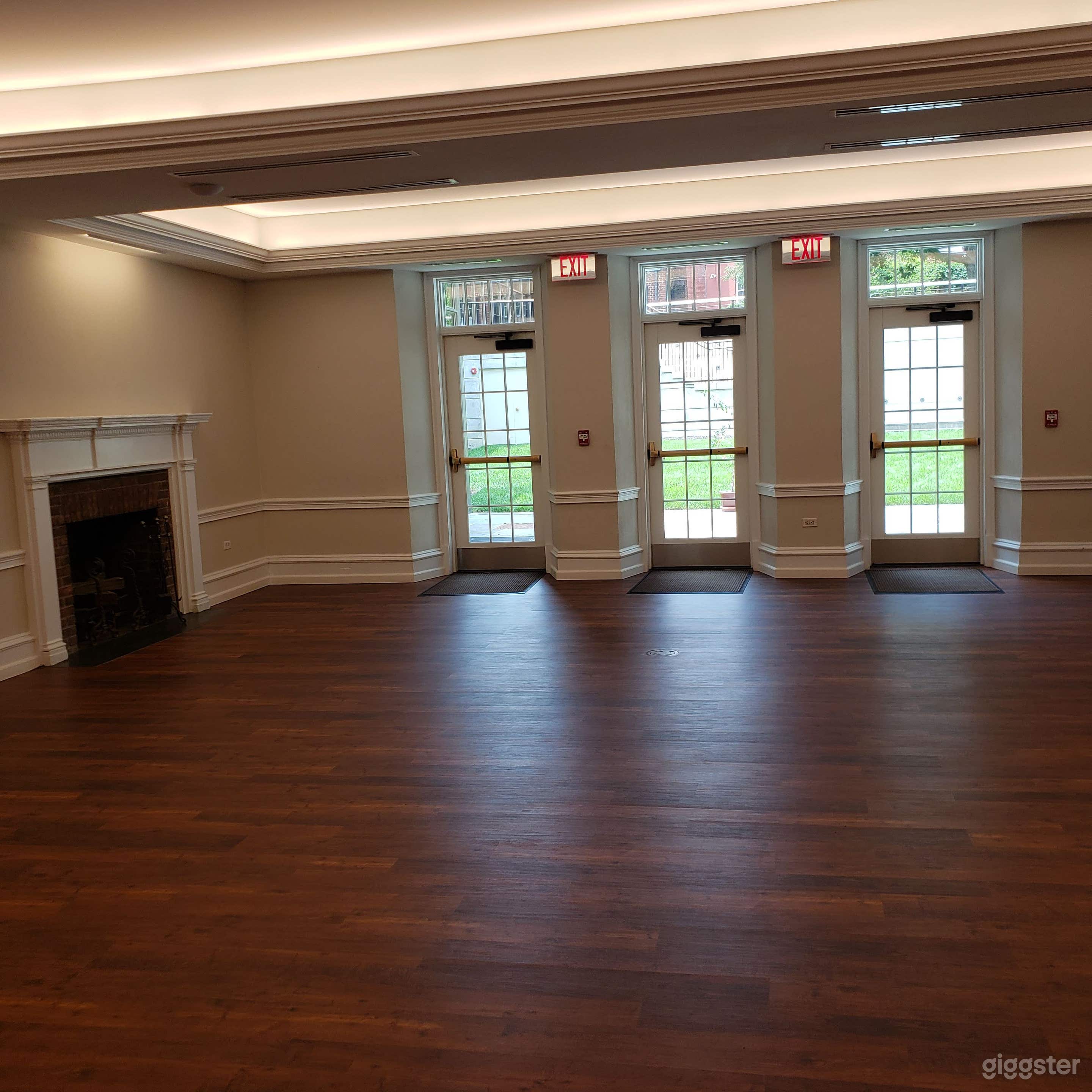 Reception and Large Gathering Space Photo 3