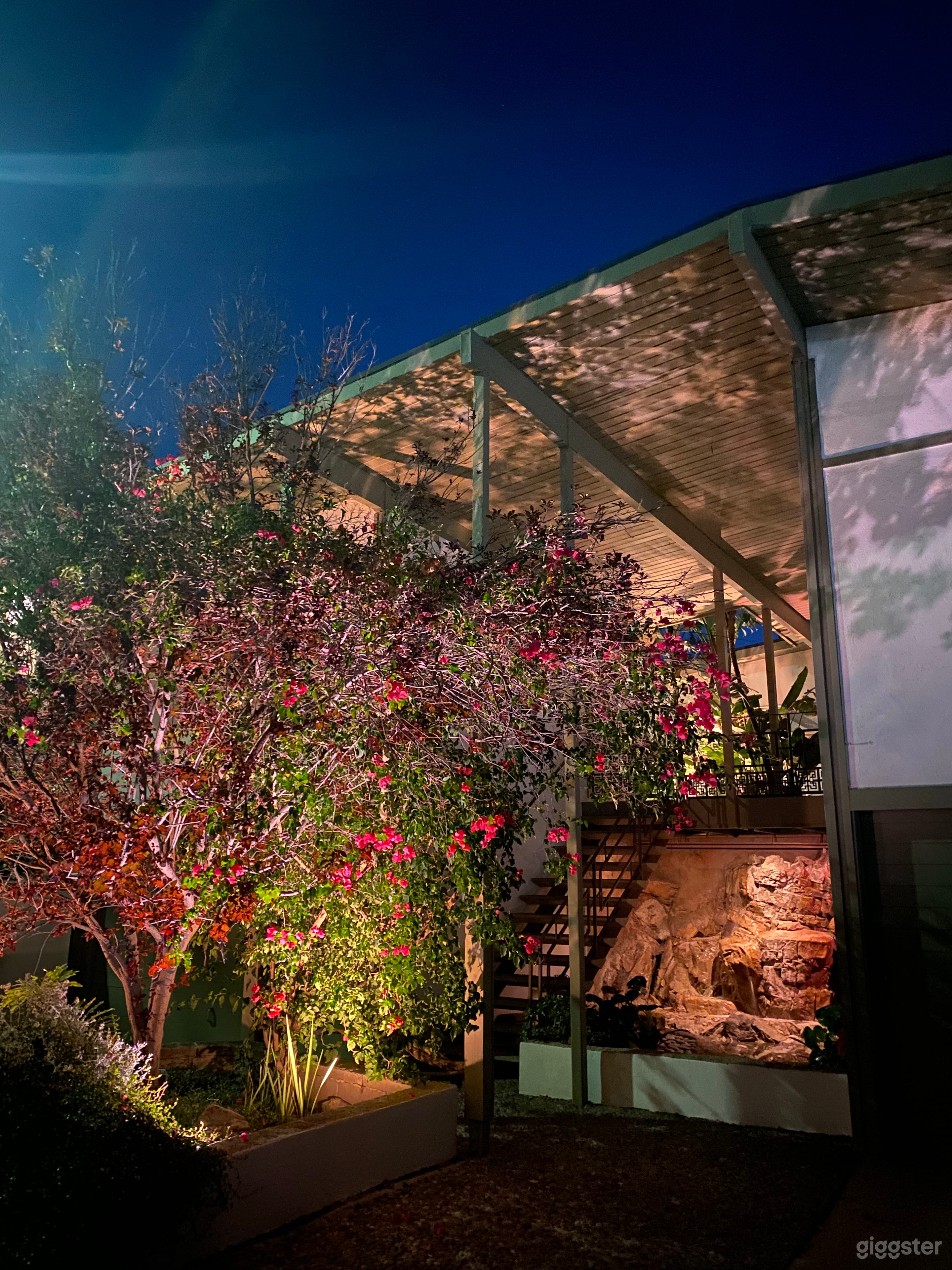 Mid Century Modern - Time Capsule 1961 With a View Photo 4