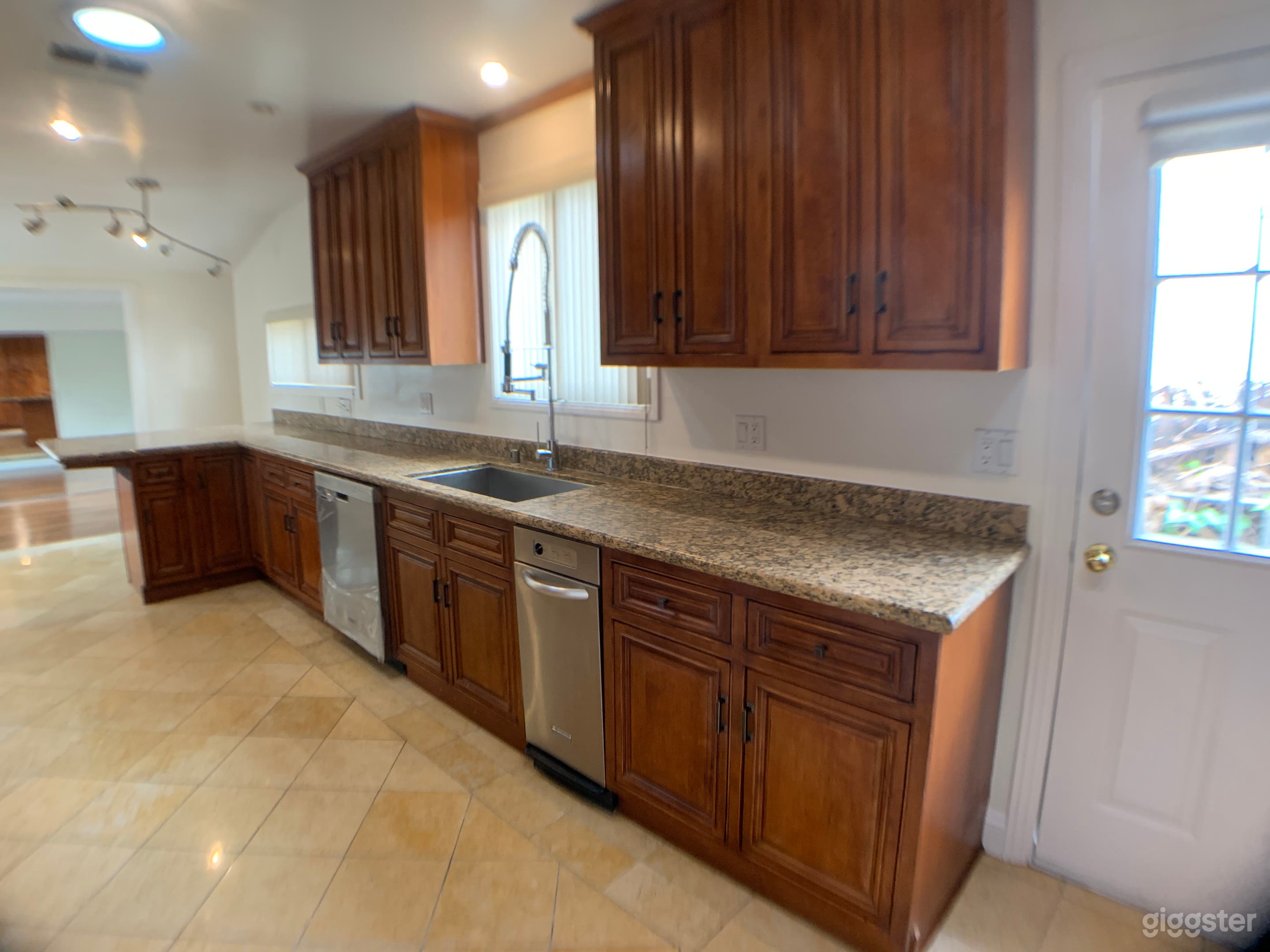 Ideal Home for Filming Photo 4