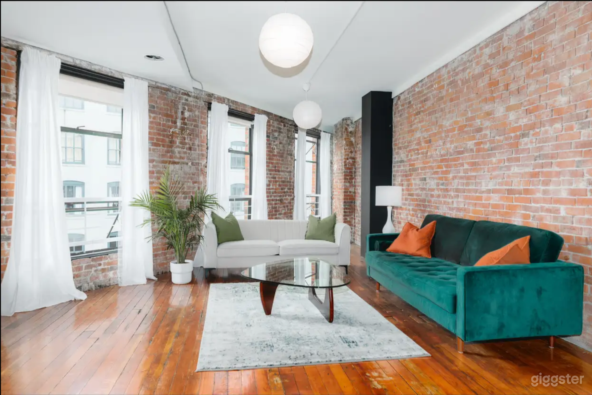 Open Concept Loft for Celebrations &amp; Content Photo 1