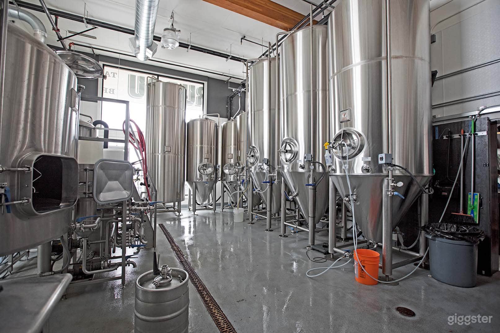 Taproom &amp; Heated Outdoor Patio w/ Stunning Views of Guye Peak and Snoqualmie Mountain Photo 4