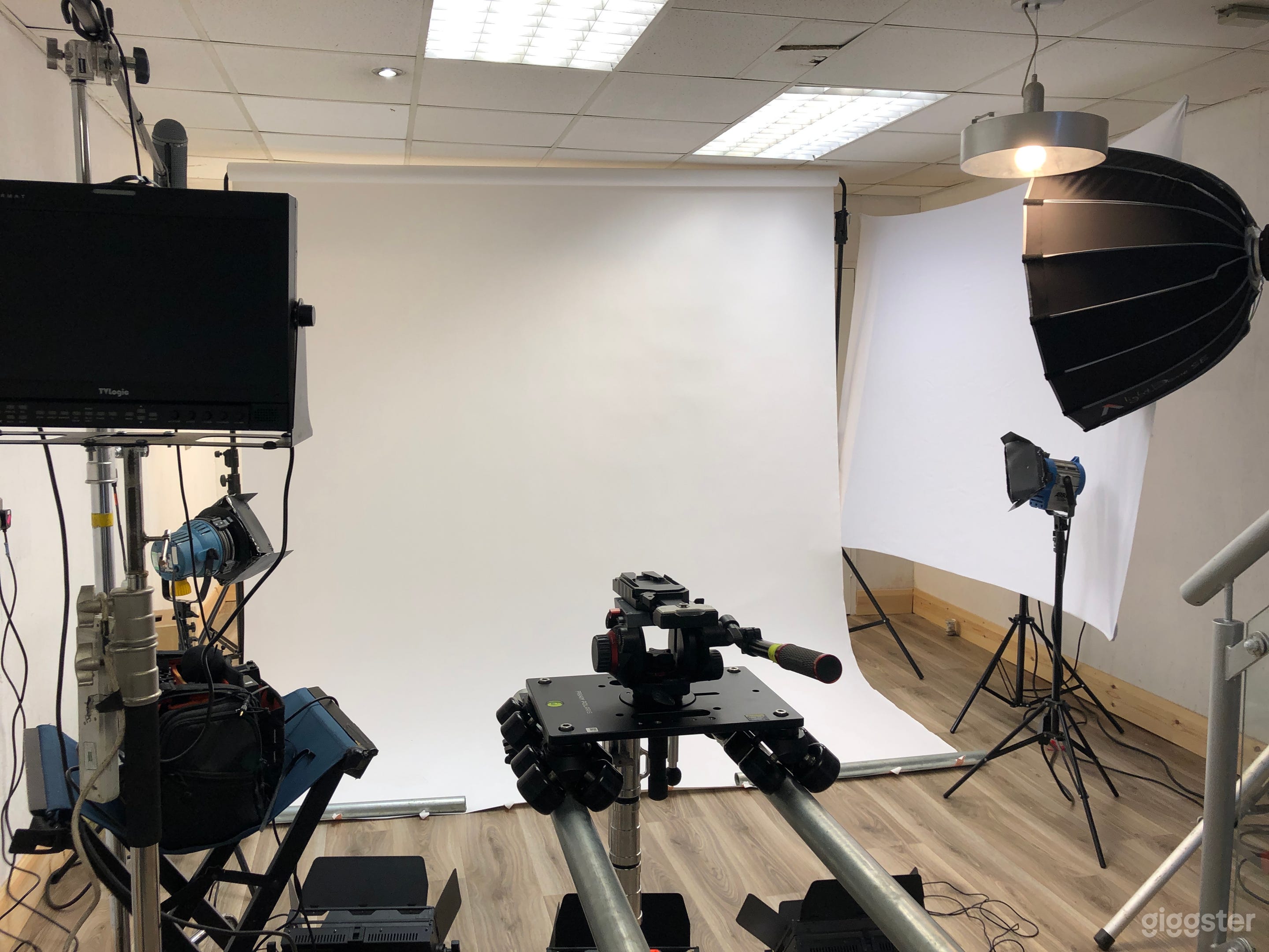 Creative studio space Photo 1