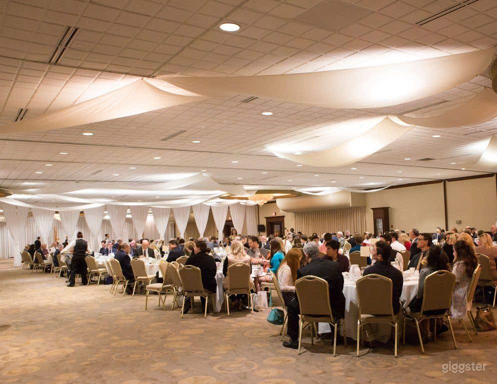 Large Grand Ballroom in Ohio Photo 4