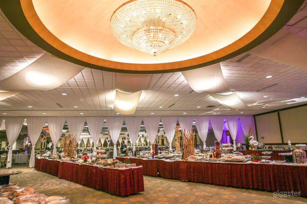 Large Grand Ballroom in Ohio Photo 1