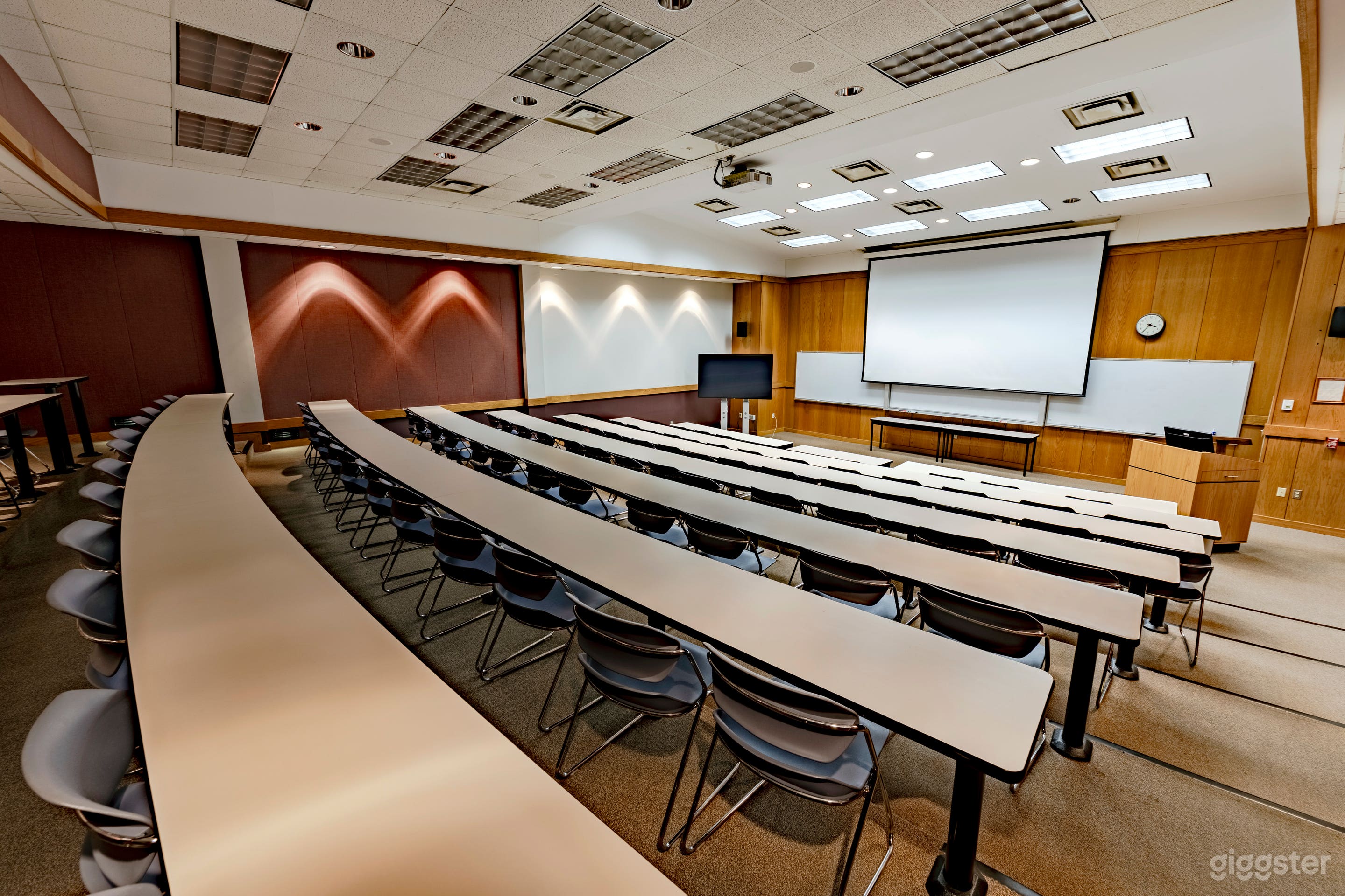 Classroom: Meeting & Instructional Space Photo 1