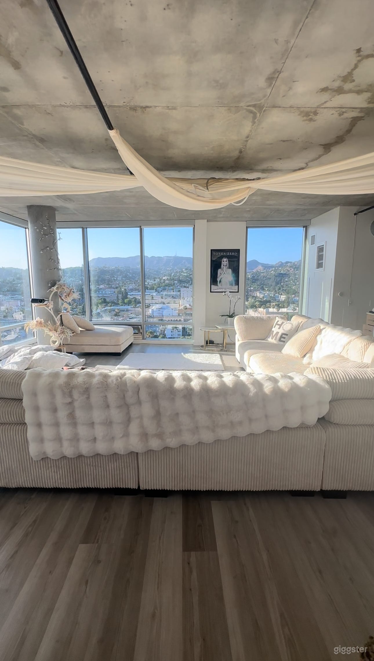 Loft with Iconic Hollywood Sign View Photo 1