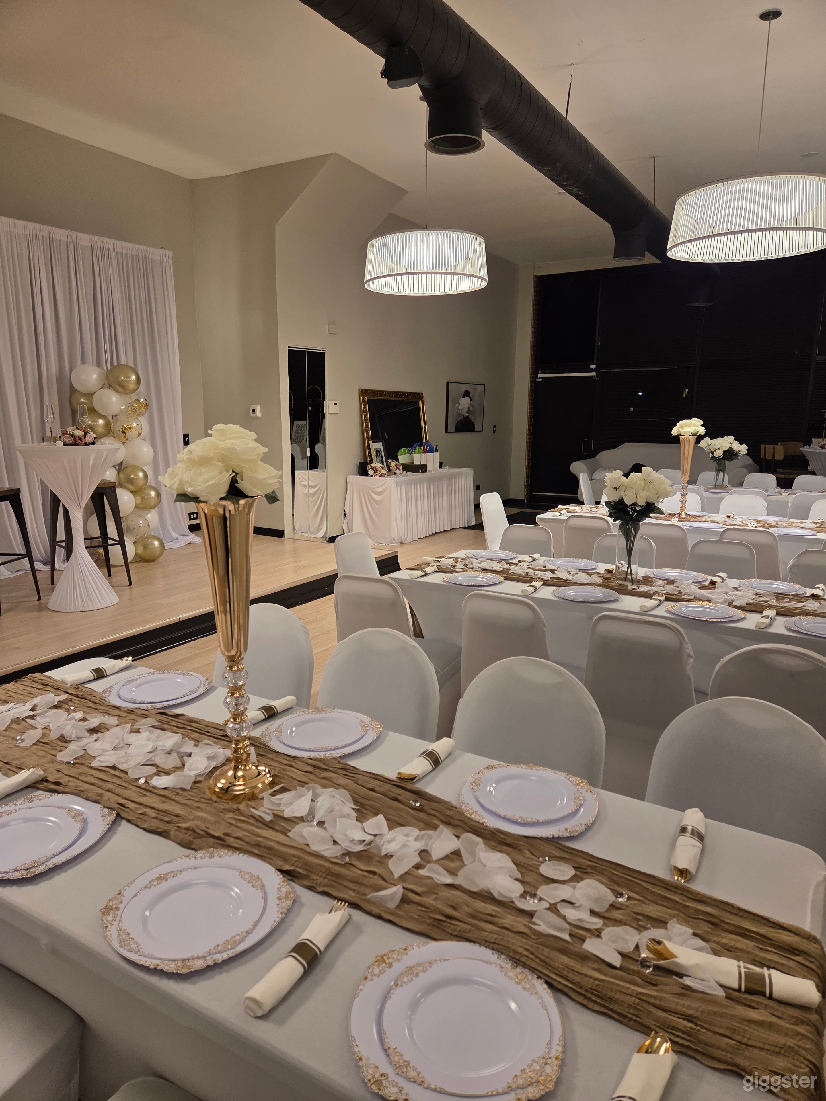 Art Gallery with Chandeliers, Stage & Bose Sound Photo 3