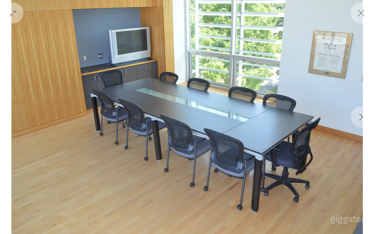  Stylish Boardroom in Vancouver 
