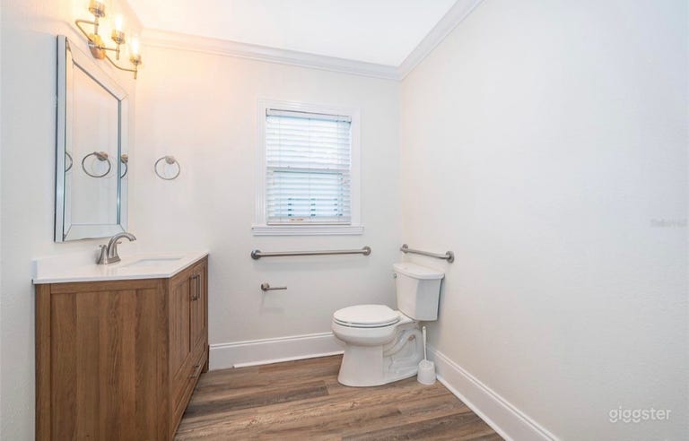  Downtown Orlando Private Office/Exam Rm For Rent 