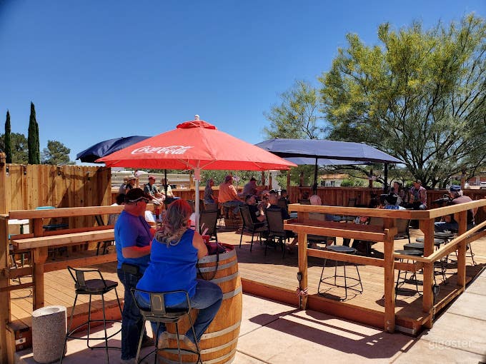 Bright Patio with Fun Activites Photo 1