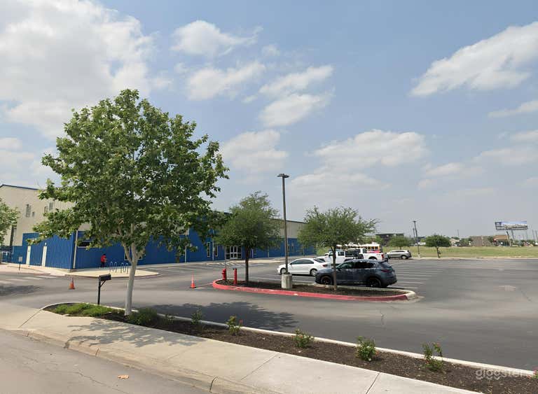  Multi-Purpose Room/Large Classroom for 60 People 