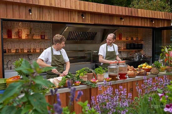 Tibby's House for Intimate Meetings Photo 4