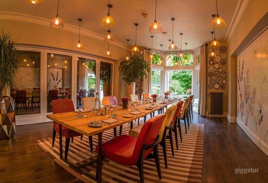  Tibby's House for Intimate Meetings 