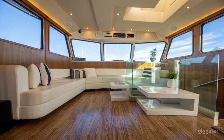  Perfectly Designed Luxury Yacht 