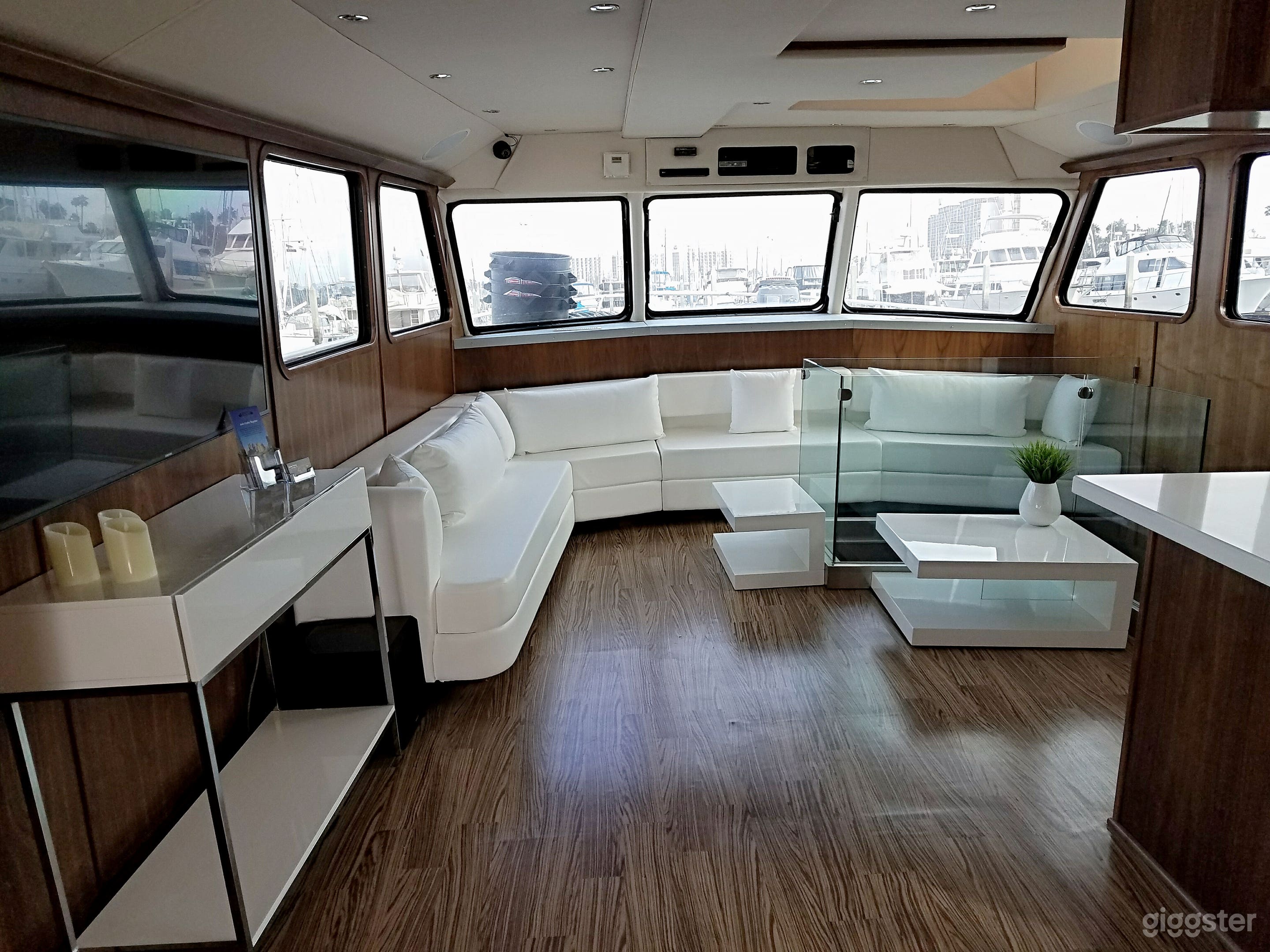 73’ Luxury Motor Yacht with Open Sky Deck — San Diego Bay Photo 3