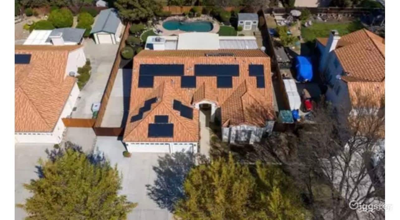 Stunning Backyard with Gunite Pool Photo 4