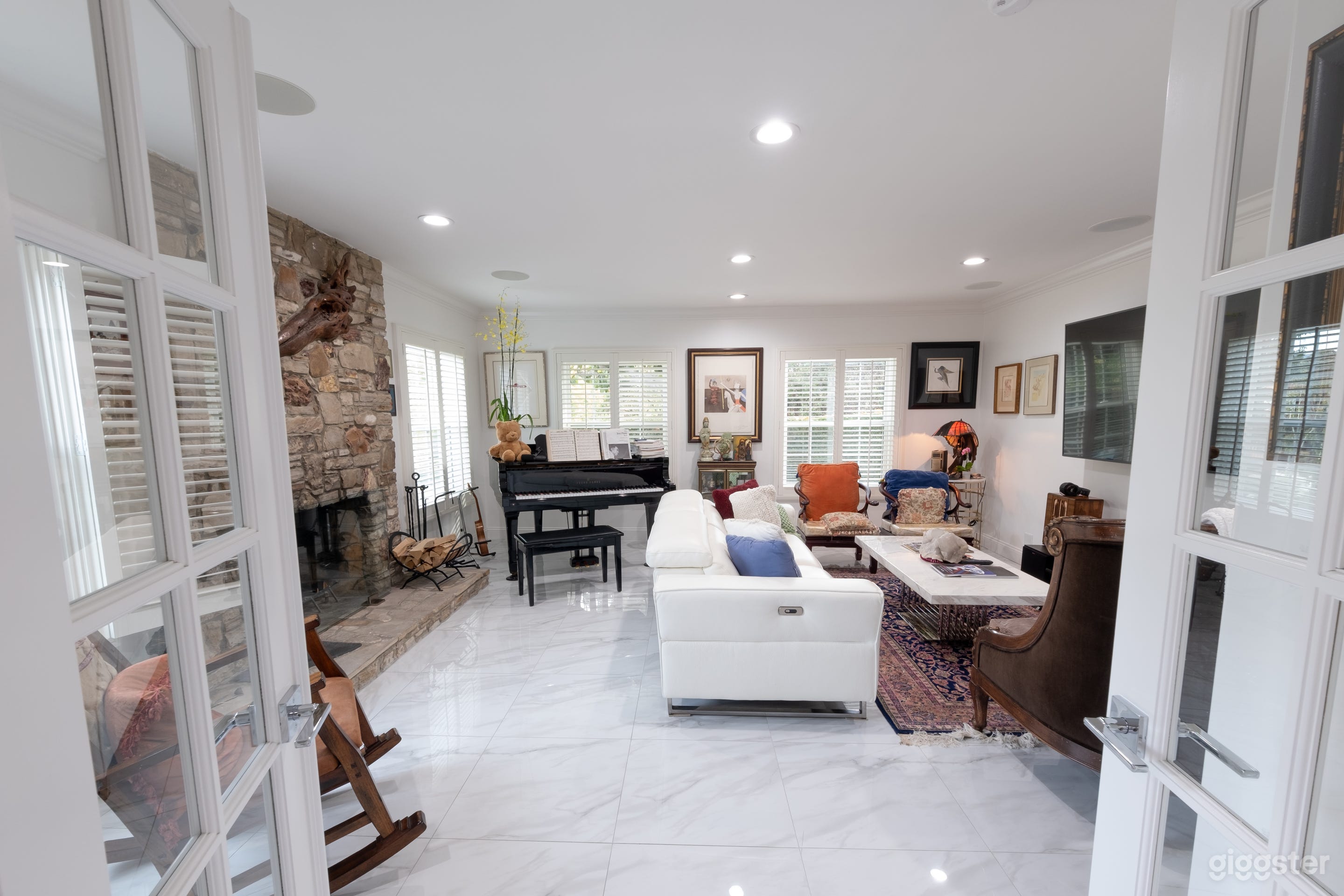 Modern resident retreat Photo 1