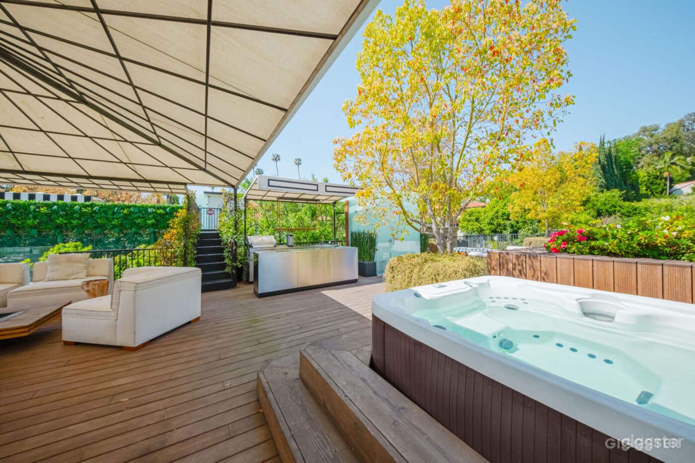  CINEMATIC LUXE SIERRA MANOR/POOL Photo 4