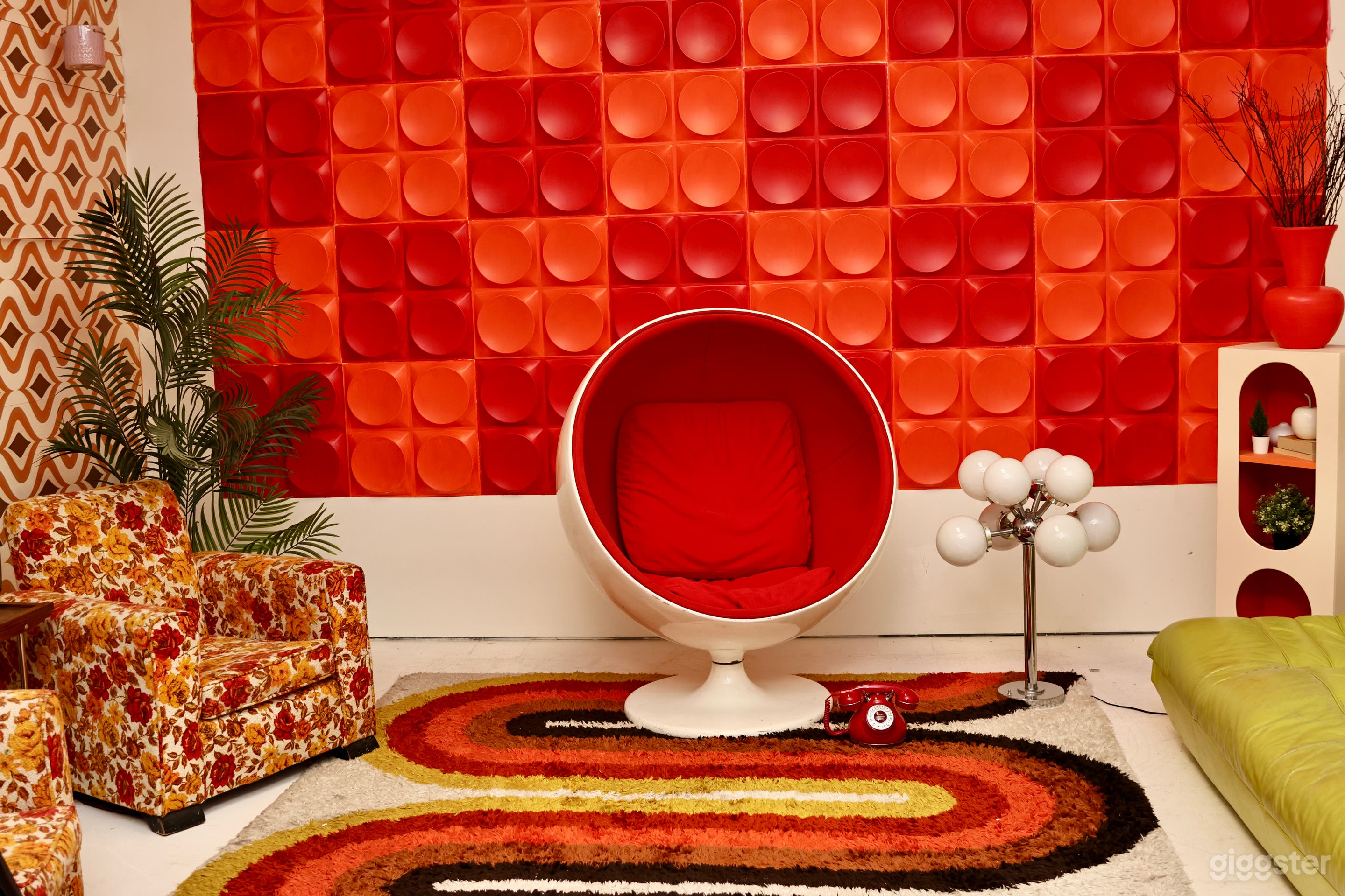 Retro studio (60s/70s) Photo 1