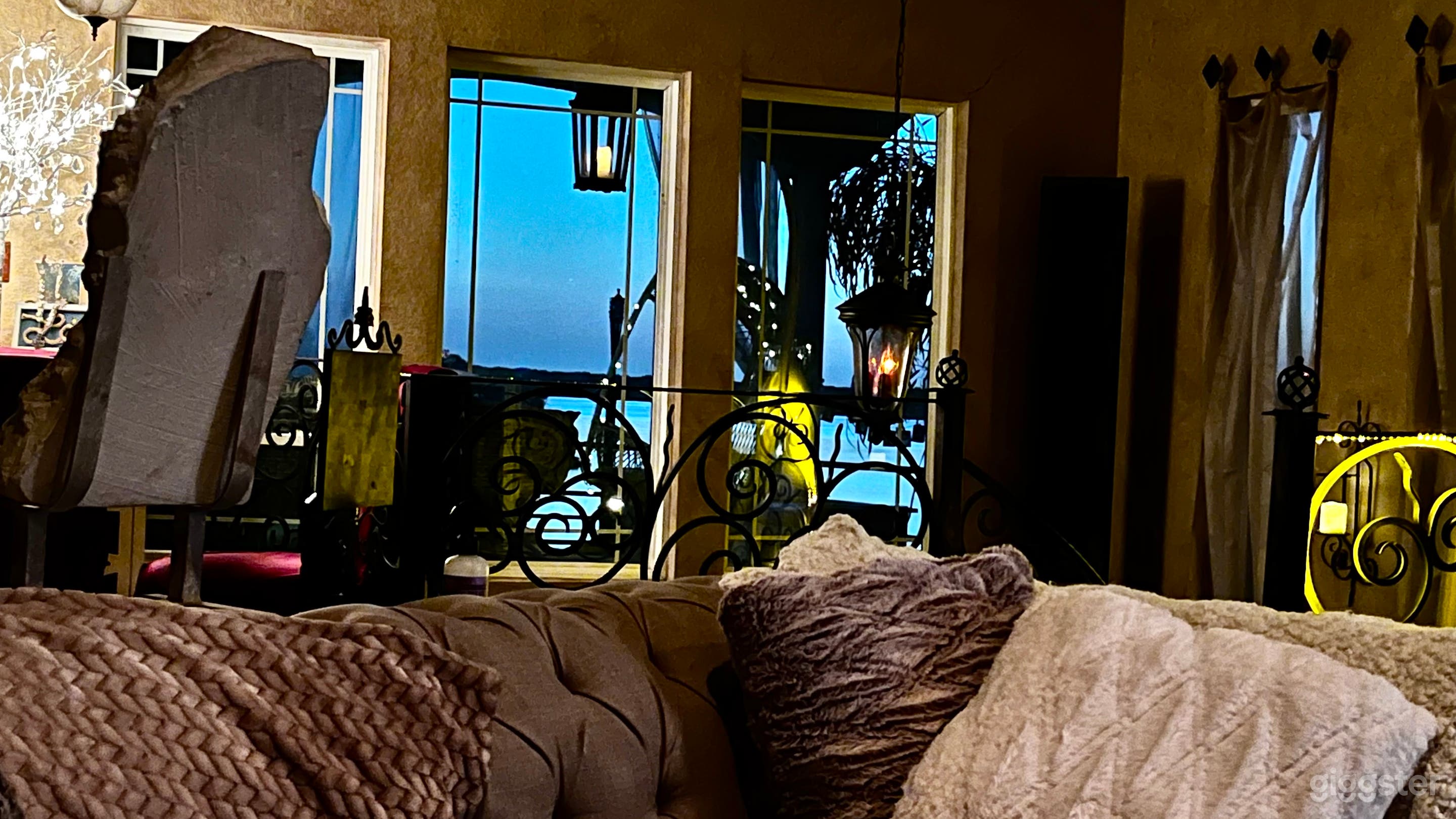 Sunset Hacienda Lake Home Photo 2