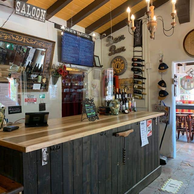 Rose's Tasting Room  Photo 2