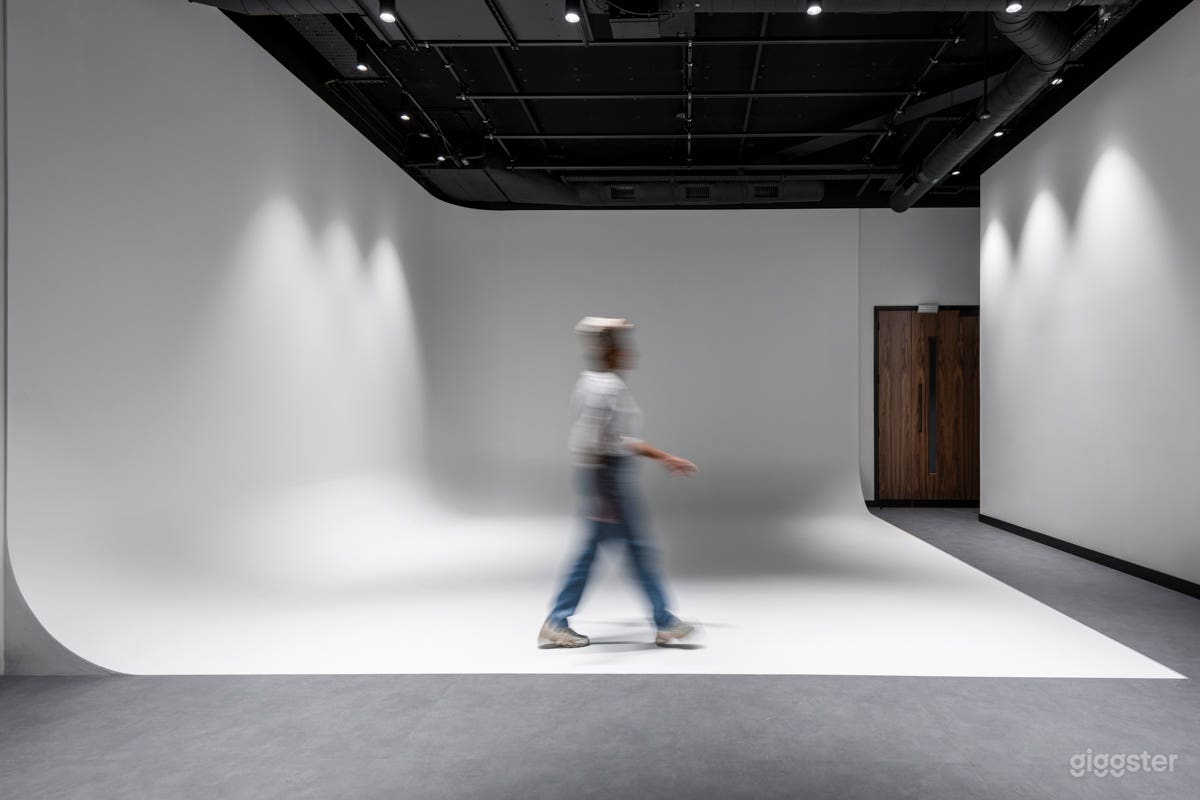 Photo/Film Studio - Elephant  &amp; Castle Photo 1