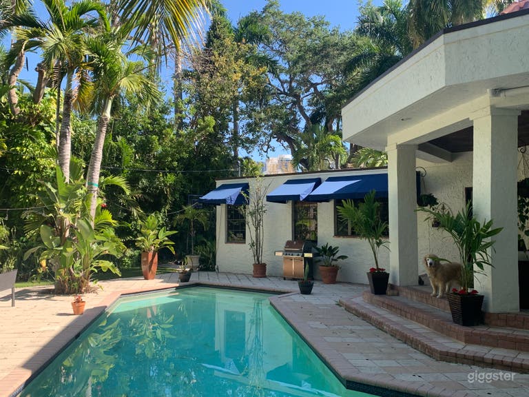  Old Spanish Beauty in Tropical Paradise 