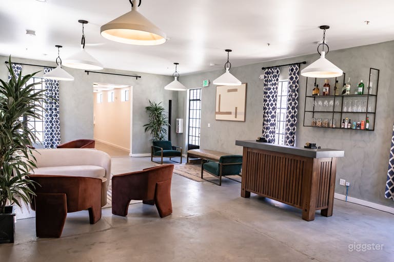  Sleek, spacious, and full of light — The Penthouse is your canvas for memorable events and content creation. 