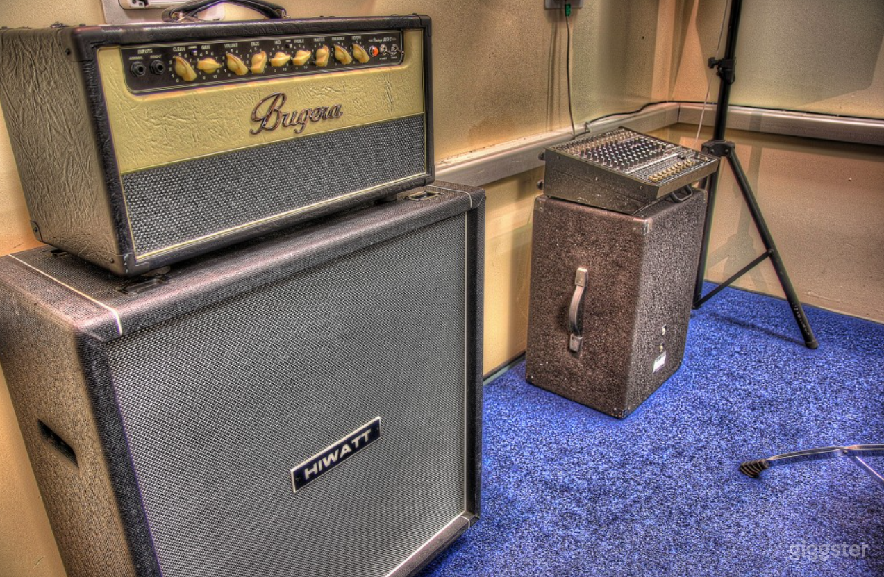 The Blue Room Photo 3