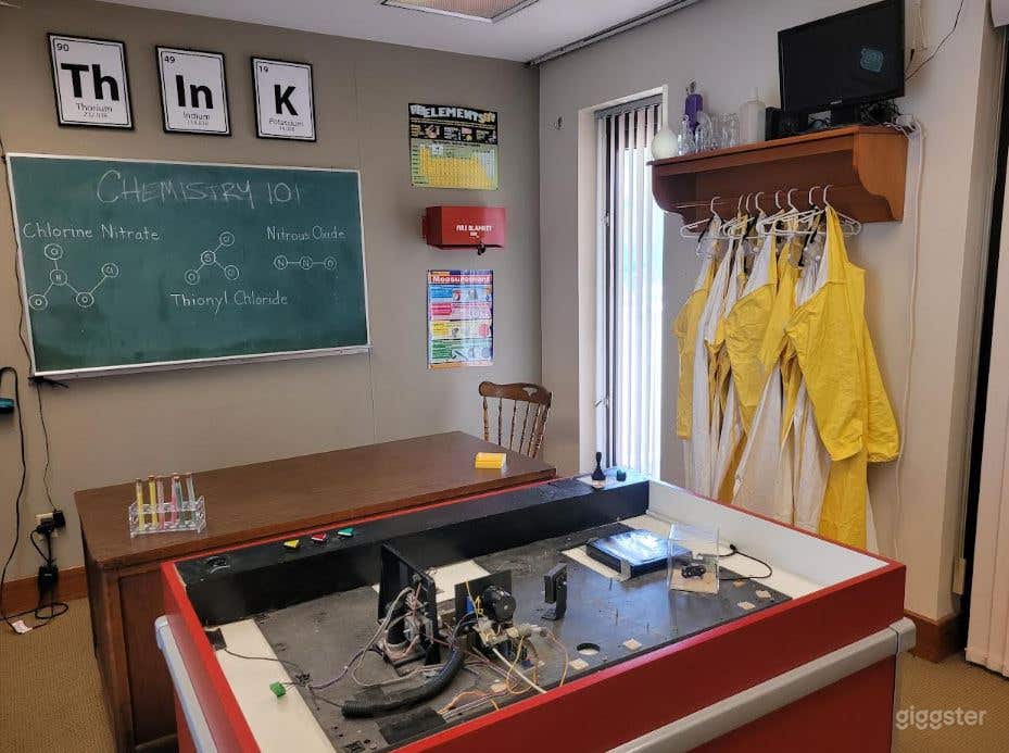 Escape Room Making Mad in Cedar Rapids Photo 1