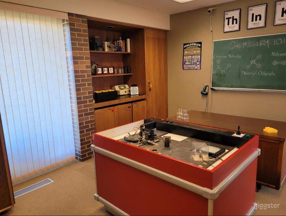 Escape Room Making Mad in Cedar Rapids Photo 3