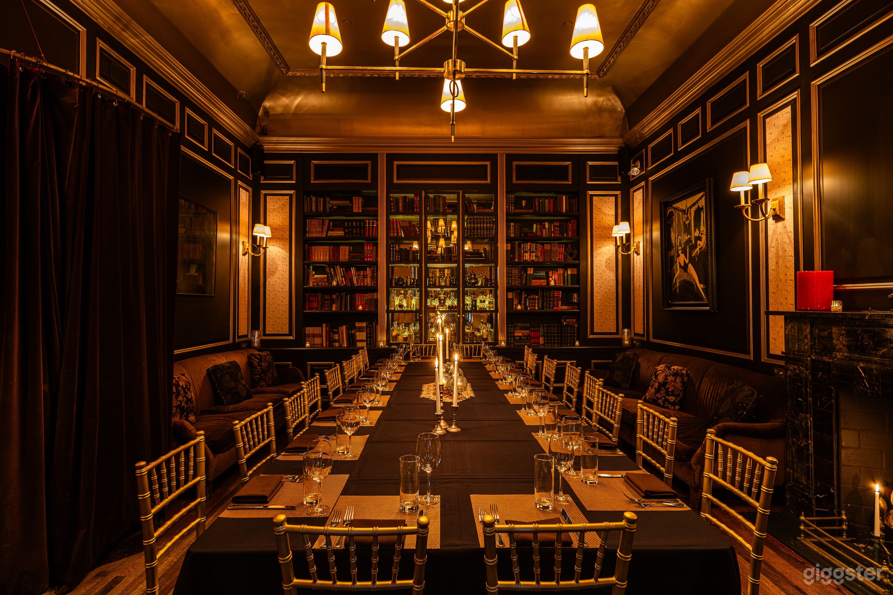 The Library Room Photo 2